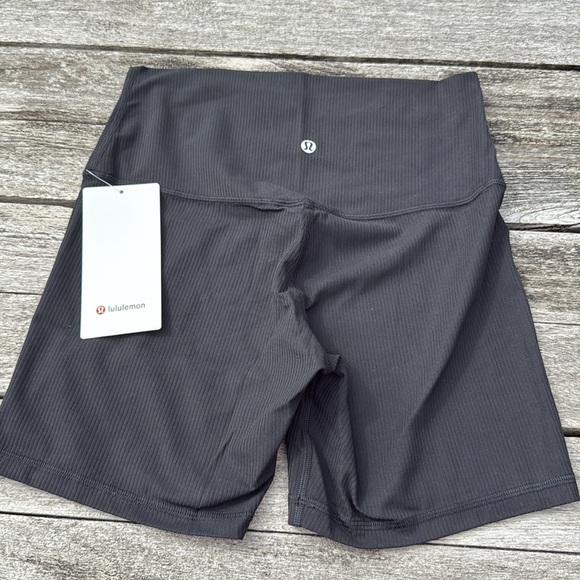 lululemon athletica Pants - Lululemon Align High-Rise Ribbed Short 6" Black size 12 NWT BIKE SHORTS